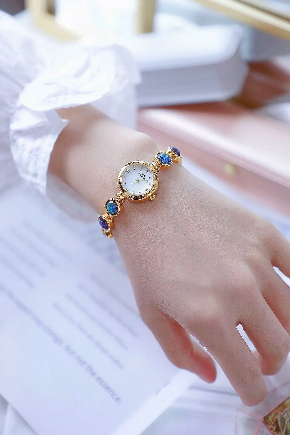 Royale Quartz Timepiece