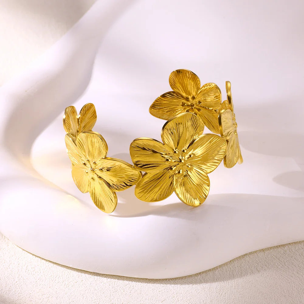 Vintage Bloom Chunky Cuff Gold