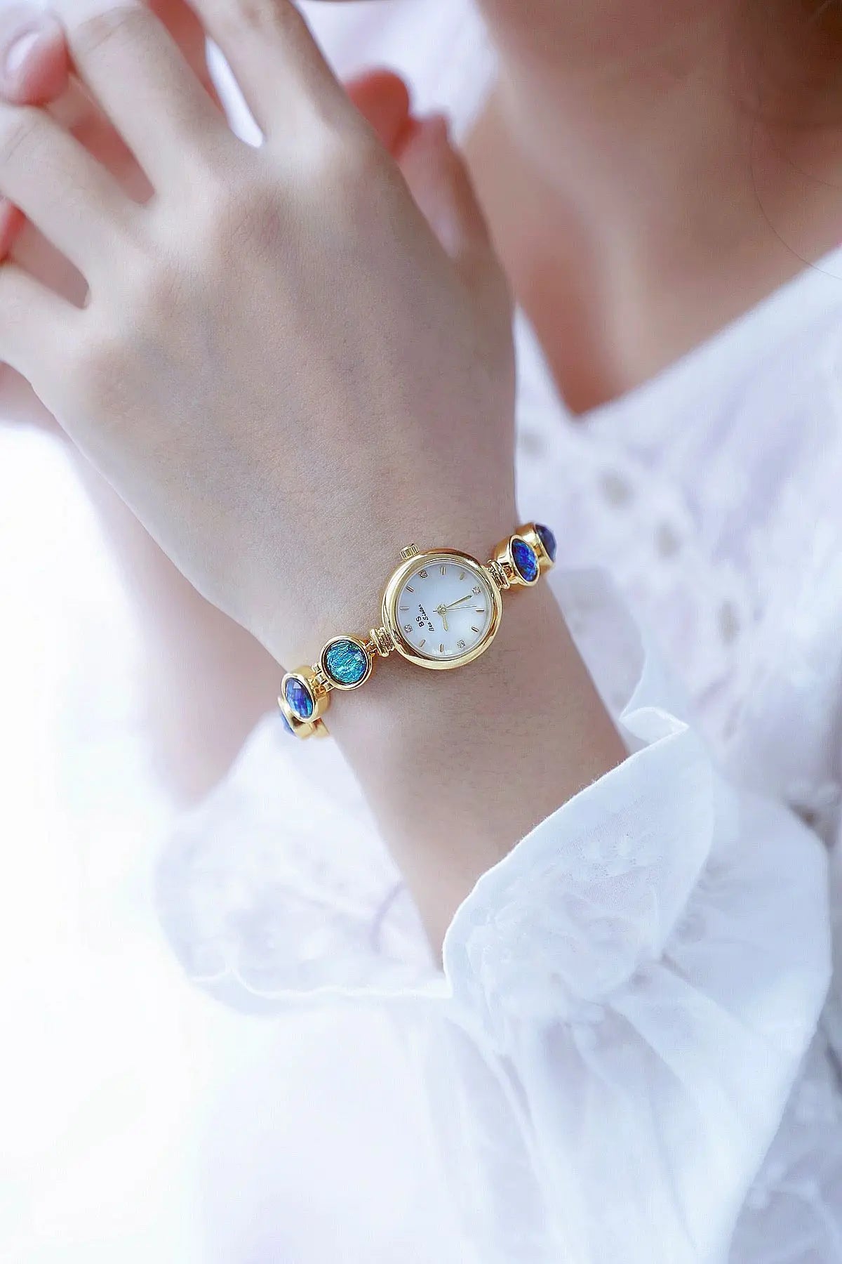 Royale Quartz Timepiece